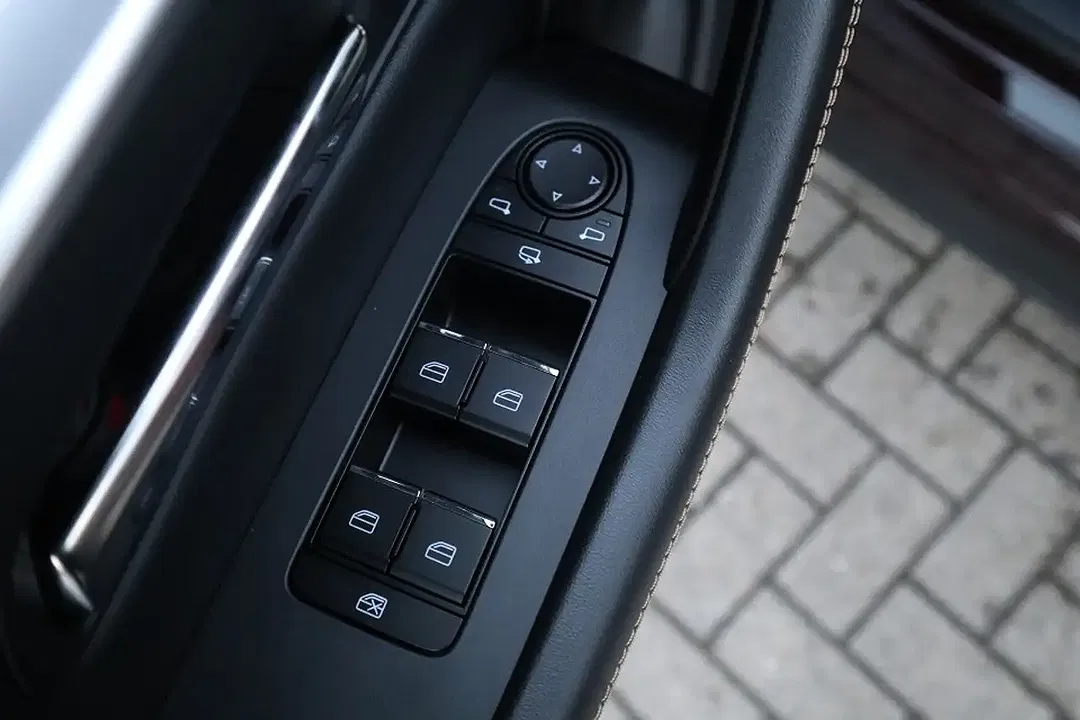 Mazda CX-80 - Thumbnail 11