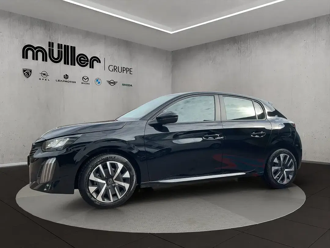 Peugeot 208 - Thumbnail 4
