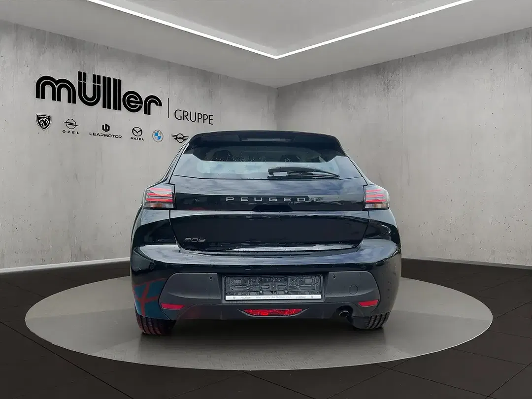 Peugeot 208 - Thumbnail 6