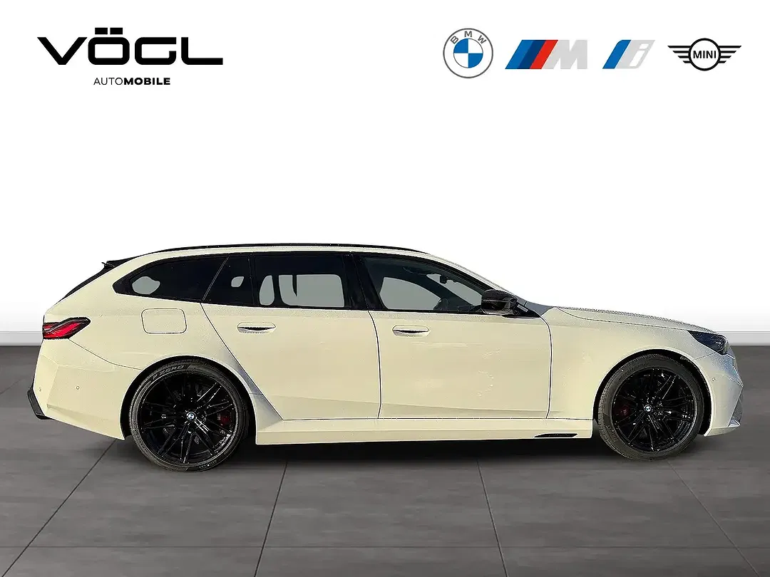 BMW M5 - Thumbnail 5