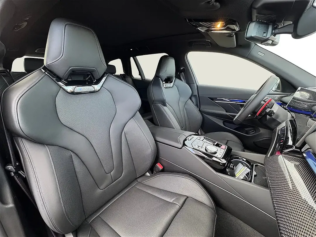 BMW M5 - Thumbnail 9
