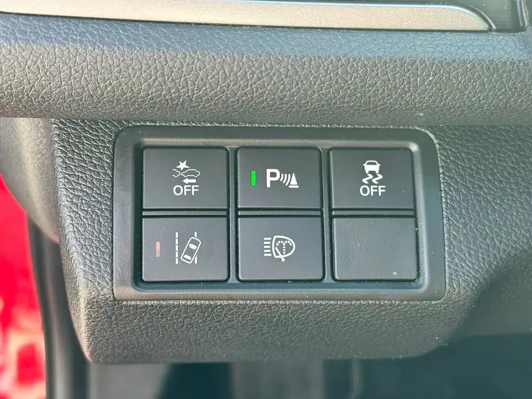 Honda Civic - Thumbnail 12