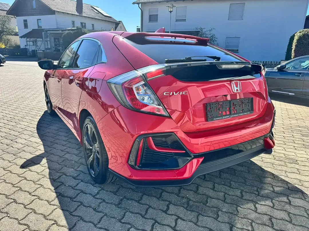 Honda Civic - Thumbnail 3