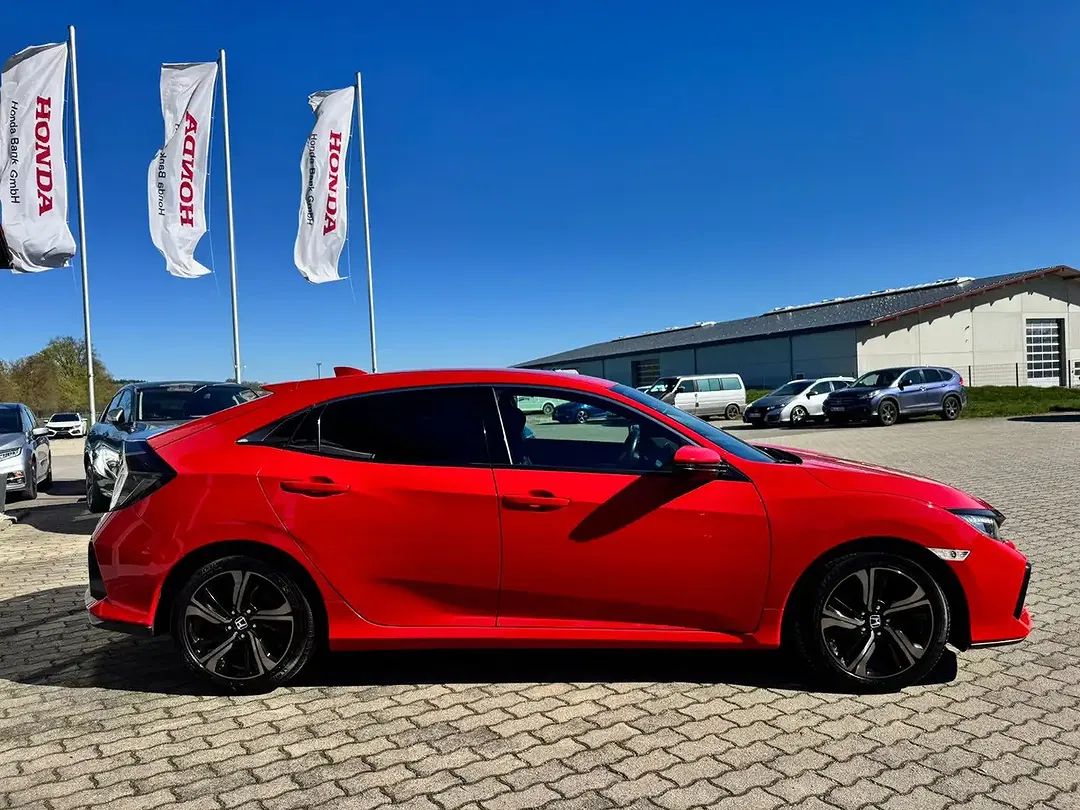 Honda Civic - Thumbnail 6