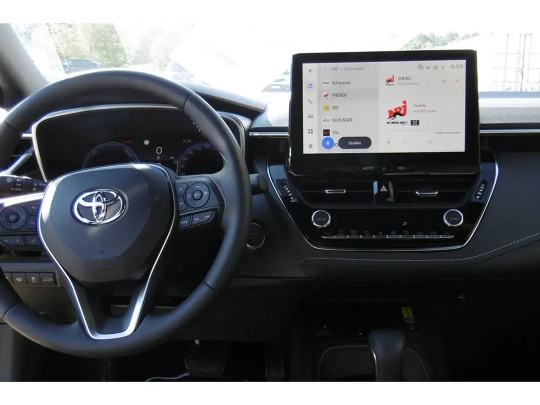 Toyota Corolla - Thumbnail 15