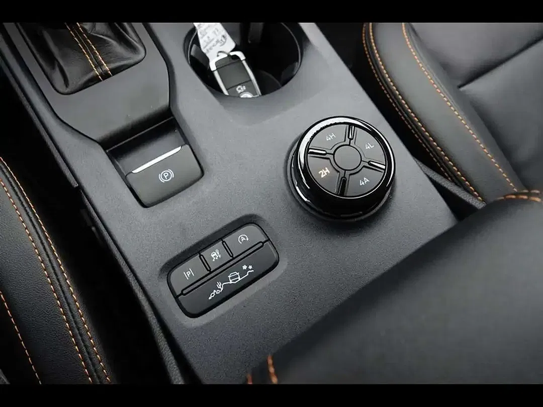 Ford Ranger - Thumbnail 12
