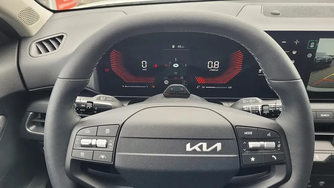 Kia K4 - Thumbnail 15