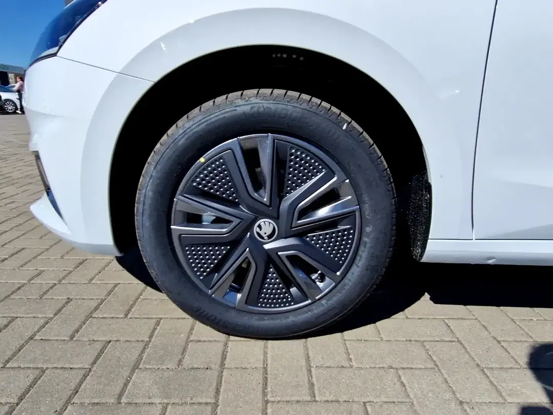 Skoda Fabia - Thumbnail 13