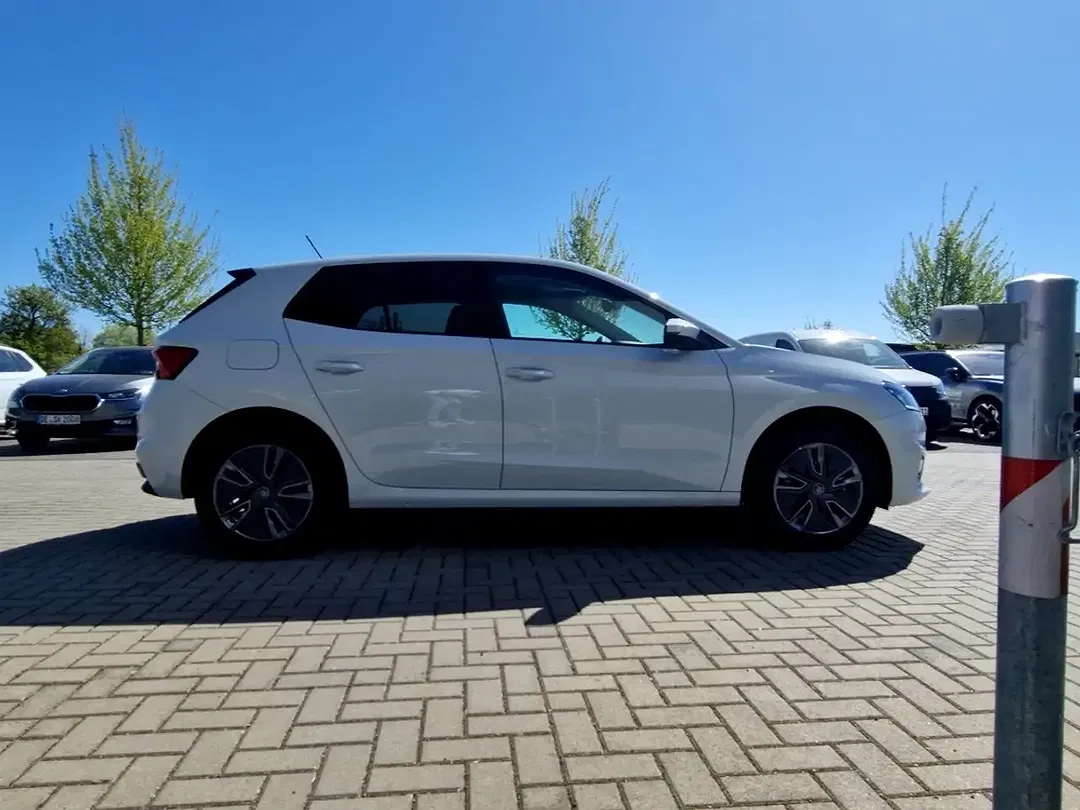 Skoda Fabia - Thumbnail 6