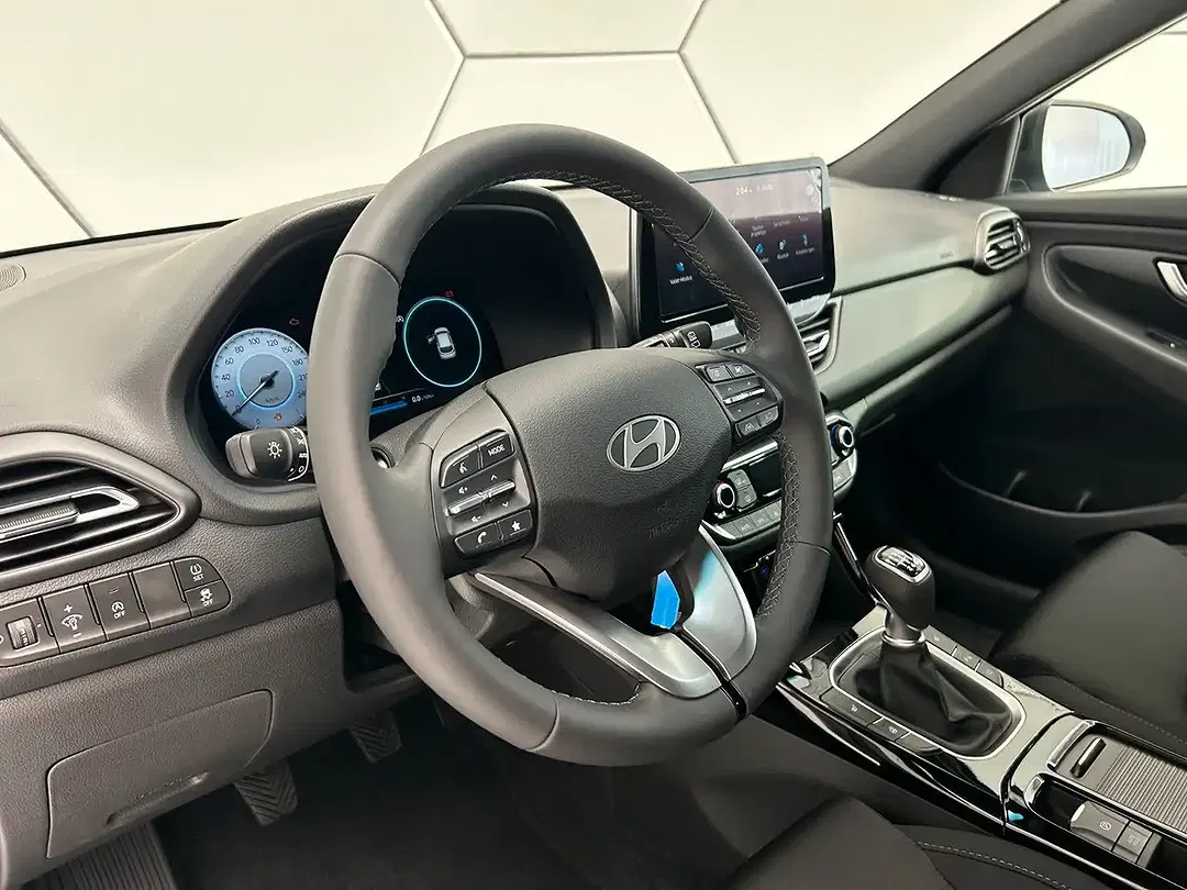 Hyundai i30 - Thumbnail 15