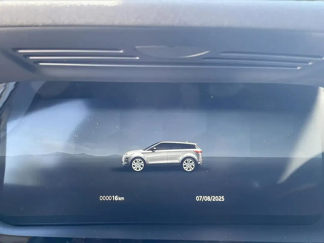 Land Rover Range Rover Evoque - Thumbnail 12