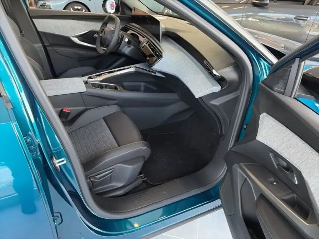 Peugeot 5008 - Thumbnail 9