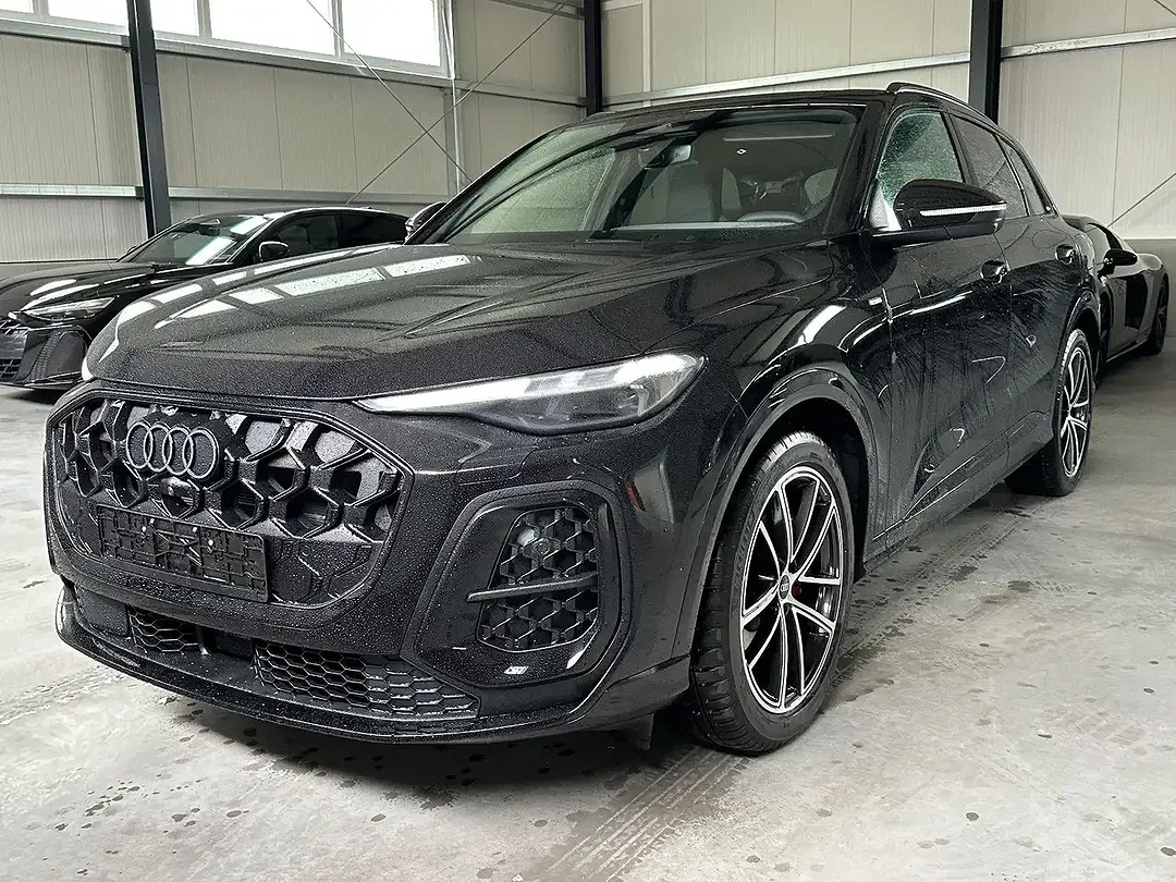 Audi Q5 - Thumbnail 1