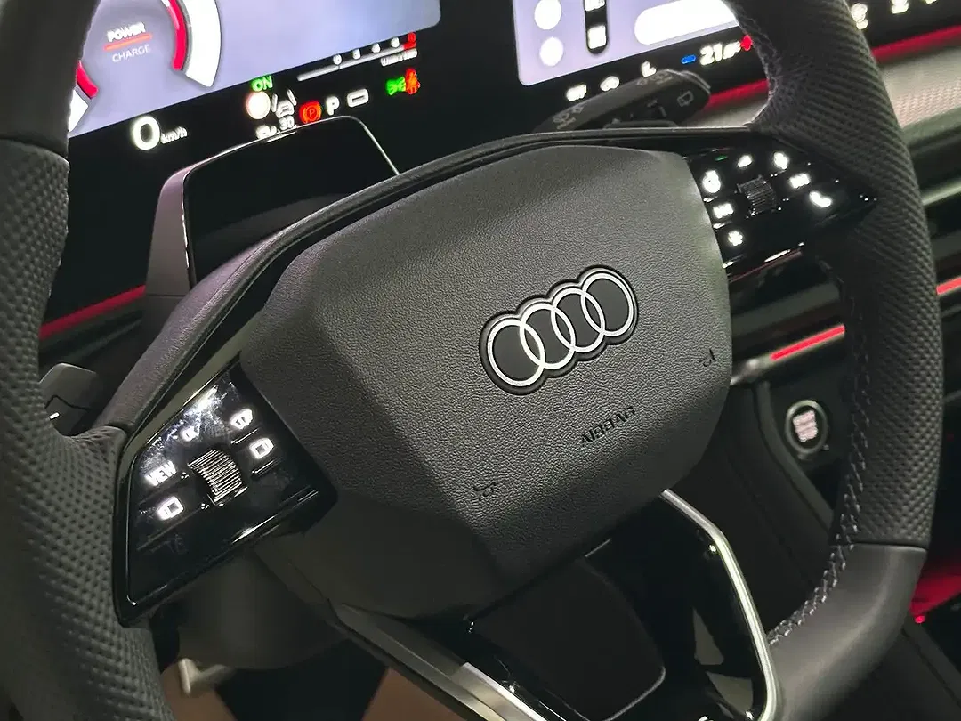 Audi Q5 - Thumbnail 10