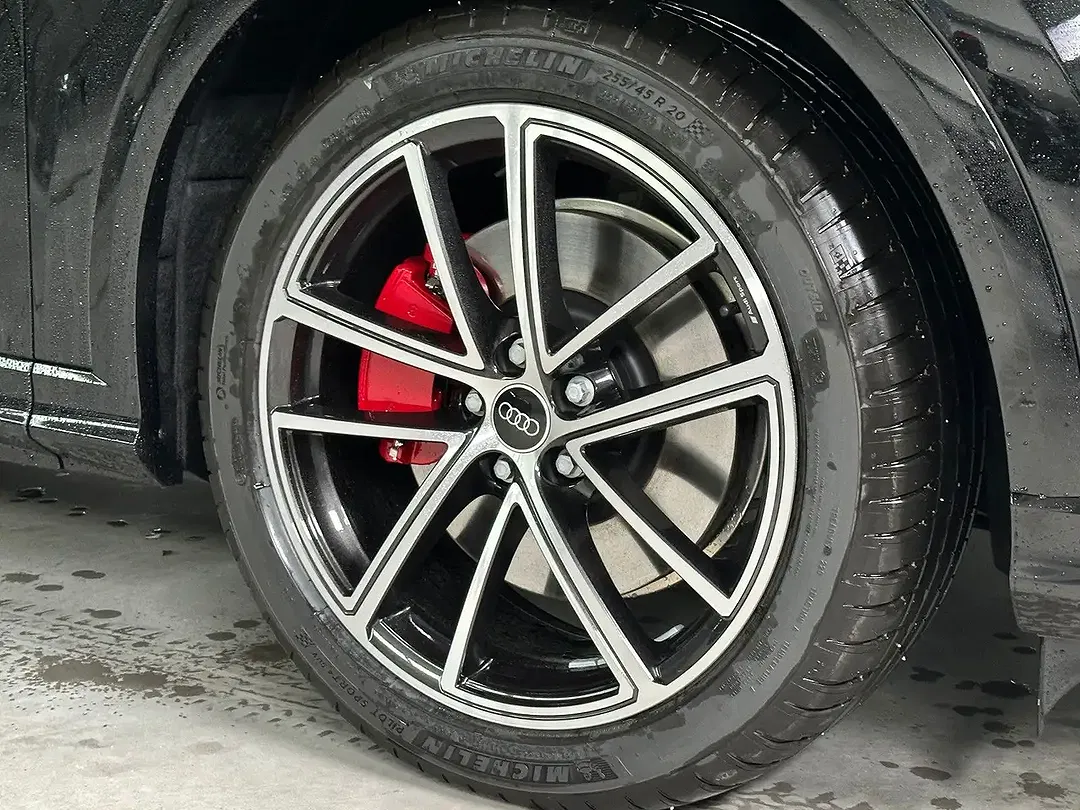 Audi Q5 - Thumbnail 5