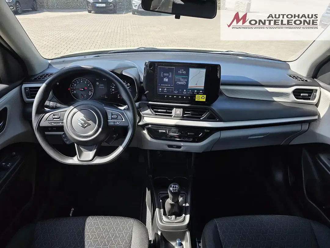 Suzuki Swift - Thumbnail 11