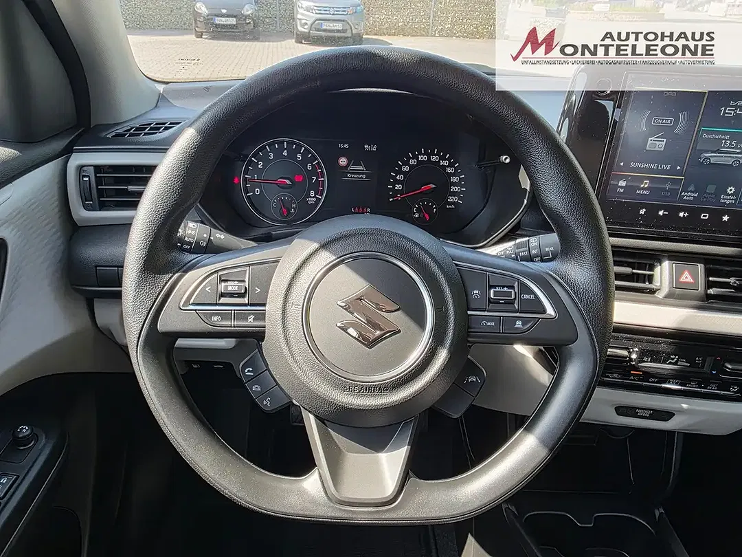 Suzuki Swift - Thumbnail 12