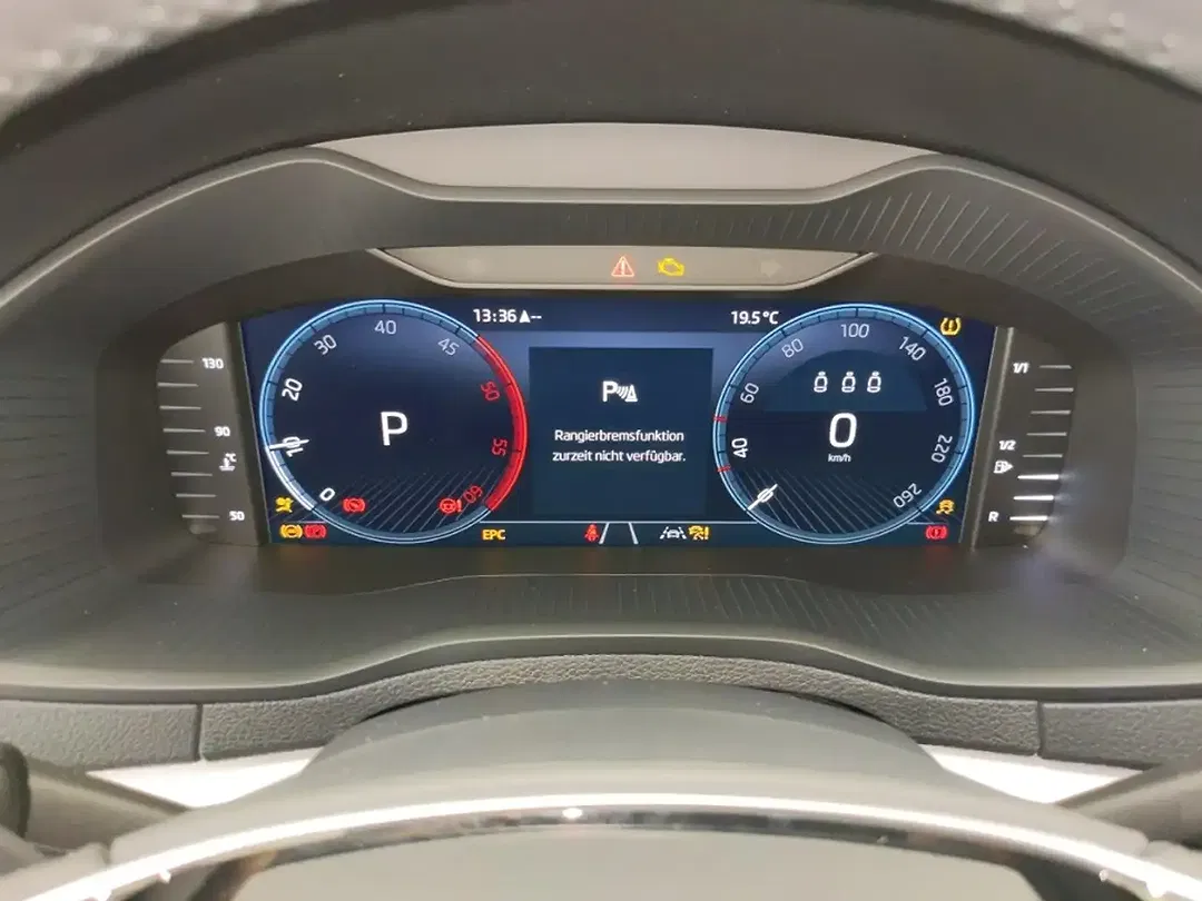 Skoda Karoq - Thumbnail 10