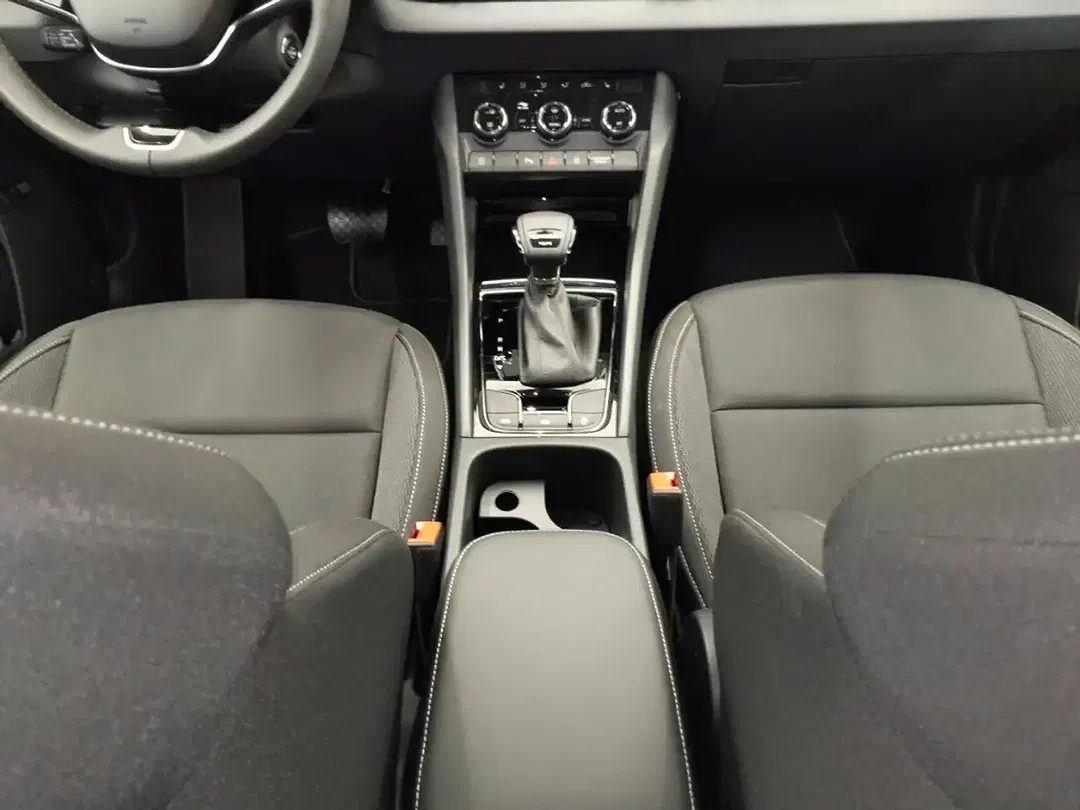 Skoda Karoq - Thumbnail 11
