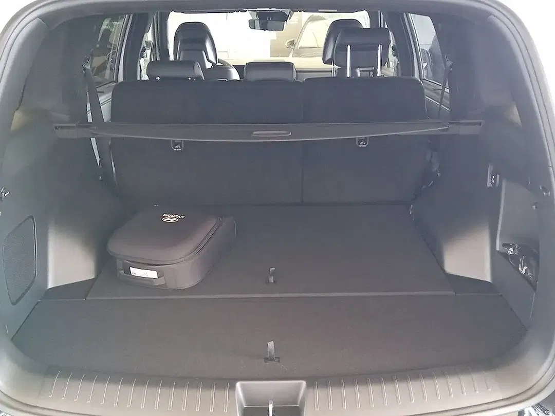 Hyundai SANTA FE - Thumbnail 12