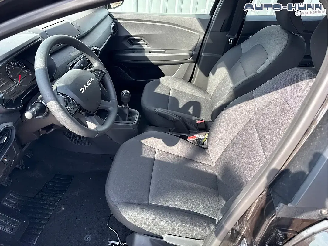 Dacia Sandero - Thumbnail 8