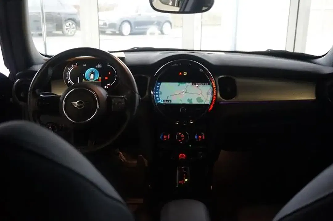 MINI Cooper - Thumbnail 9