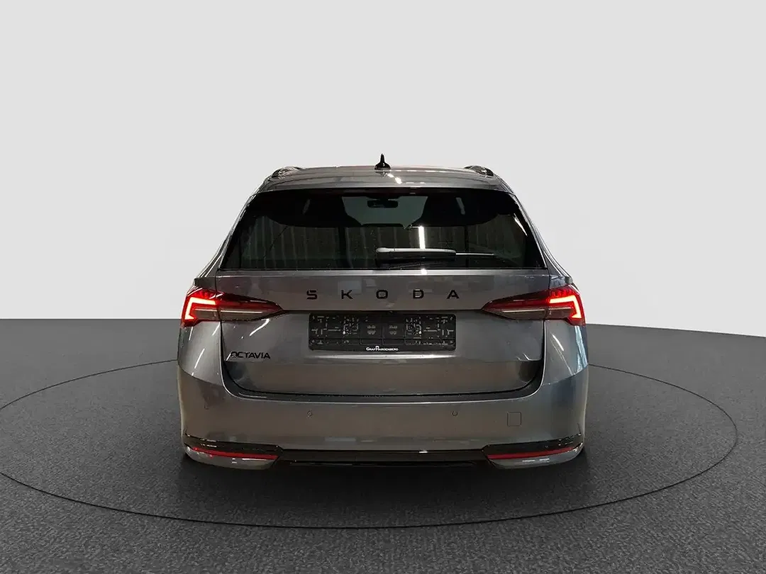 Skoda Octavia - Thumbnail 4