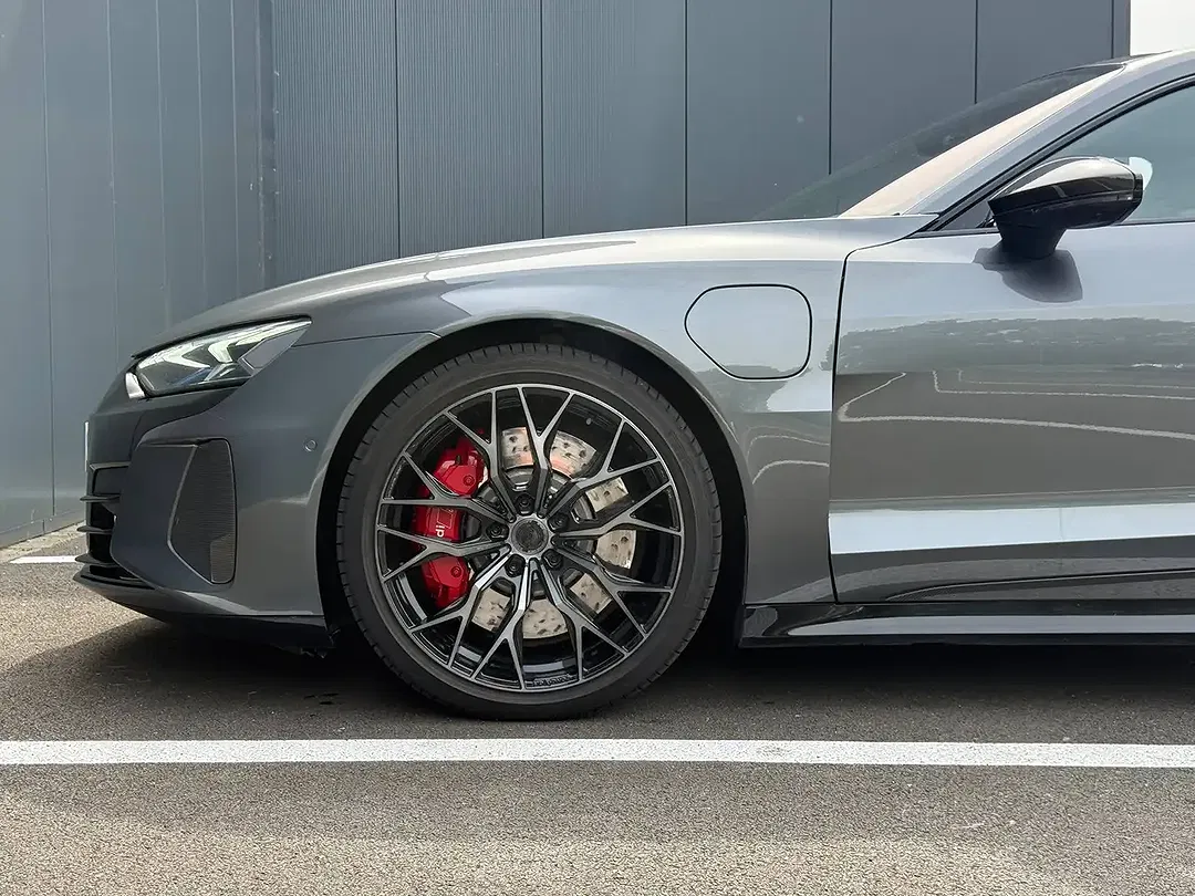 Audi RS e-tron GT - Thumbnail 18