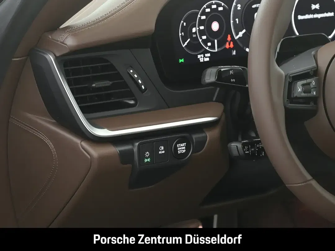 Porsche 992 - Thumbnail 14