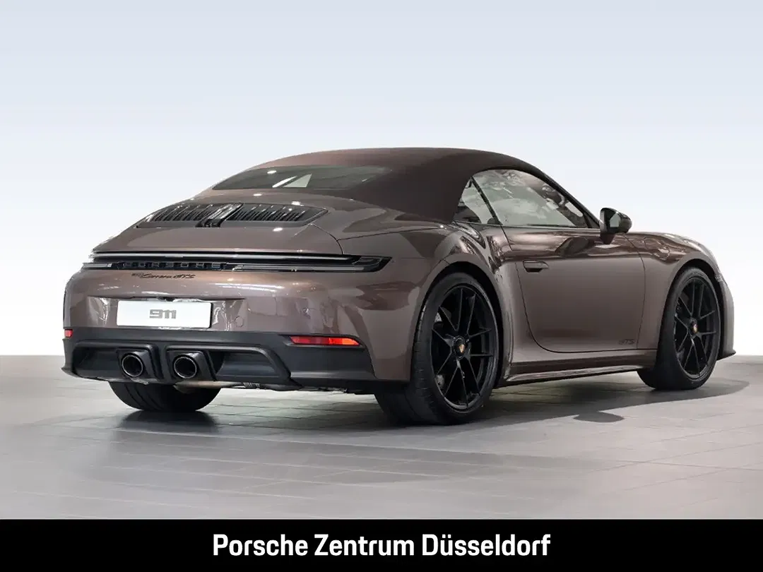Porsche 992 - Thumbnail 4