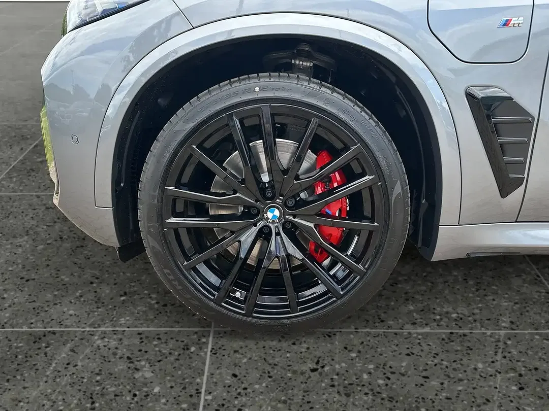 BMW X5 - Thumbnail 10