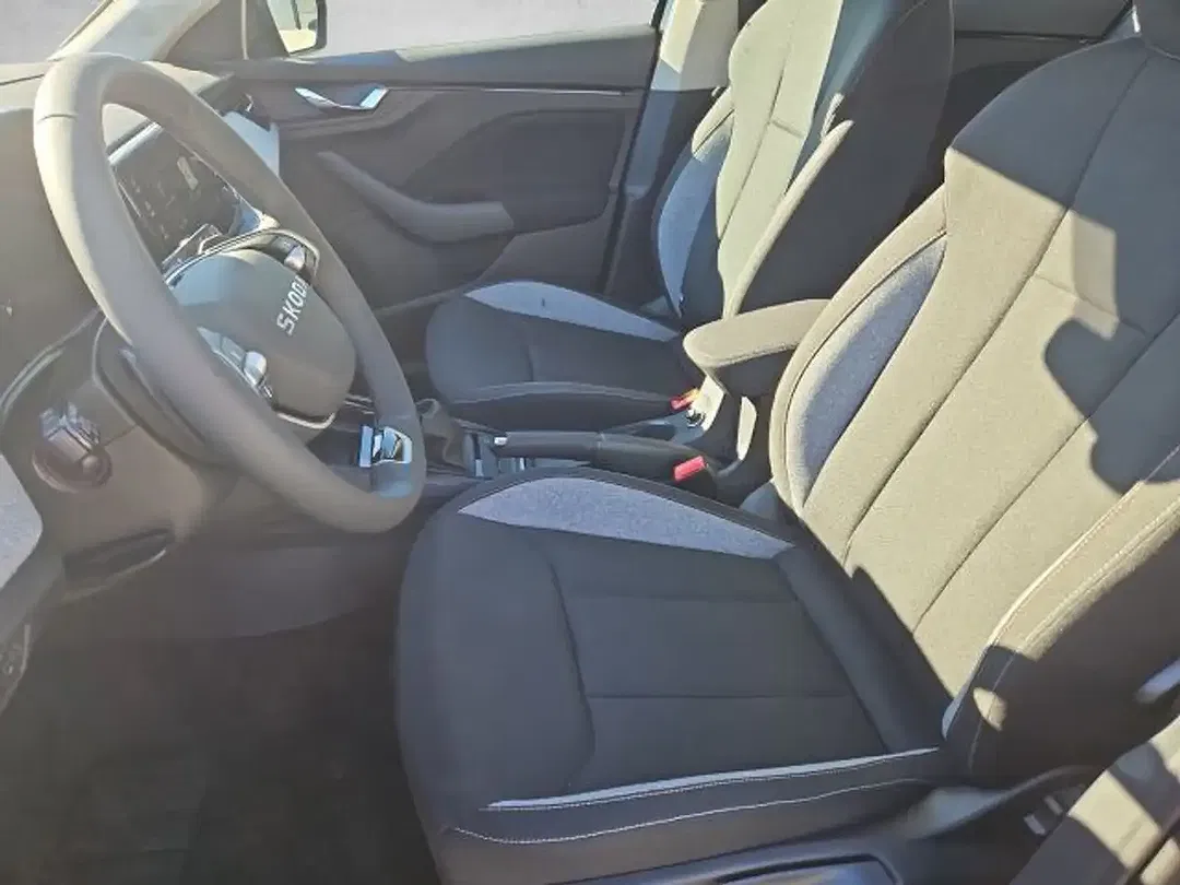 Skoda Scala - Thumbnail 4