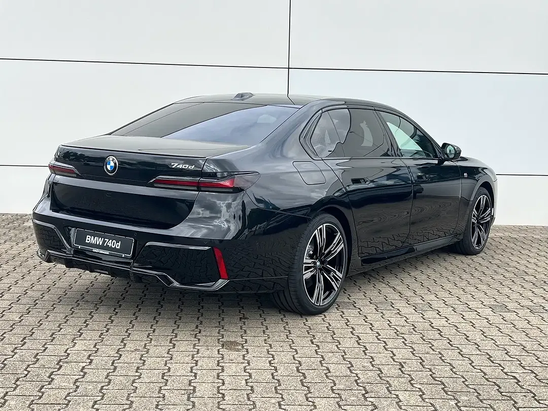BMW 740 - Thumbnail 4
