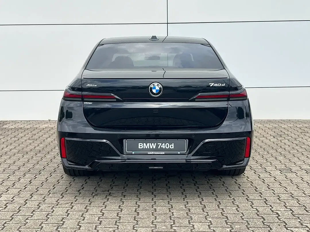 BMW 740 - Thumbnail 5