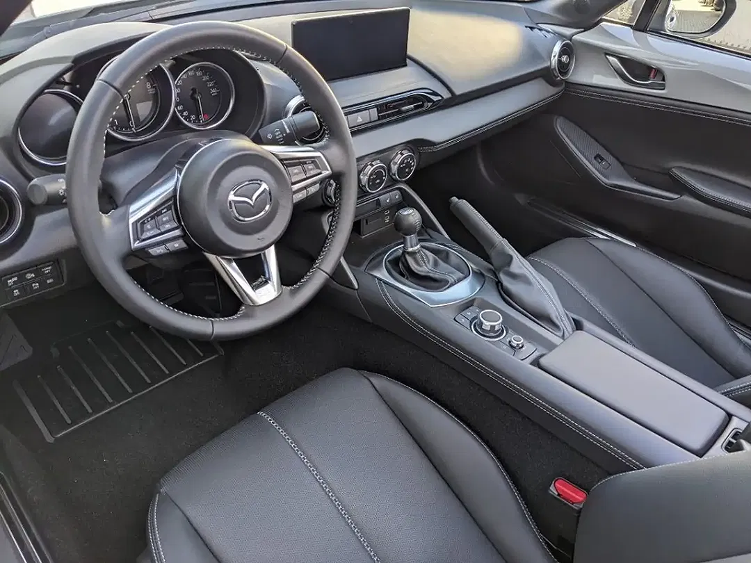 Mazda MX-5 - Thumbnail 15