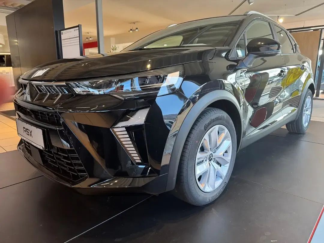 Mitsubishi ASX - Thumbnail 1