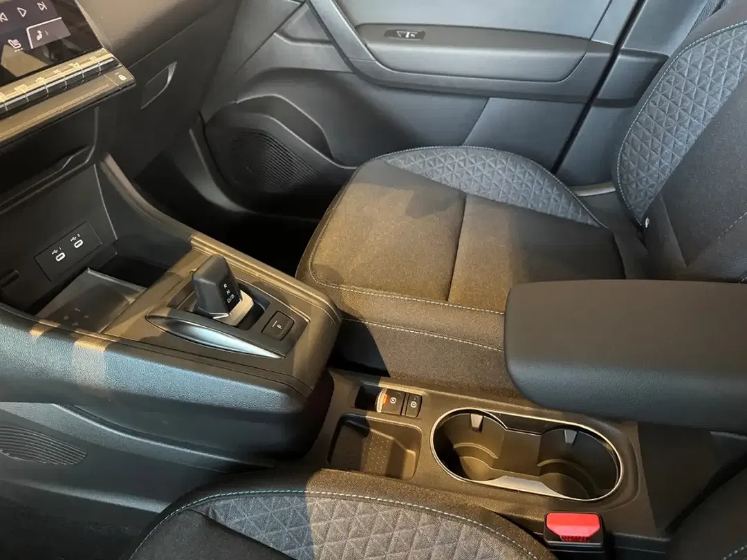 Mitsubishi ASX - Thumbnail 13