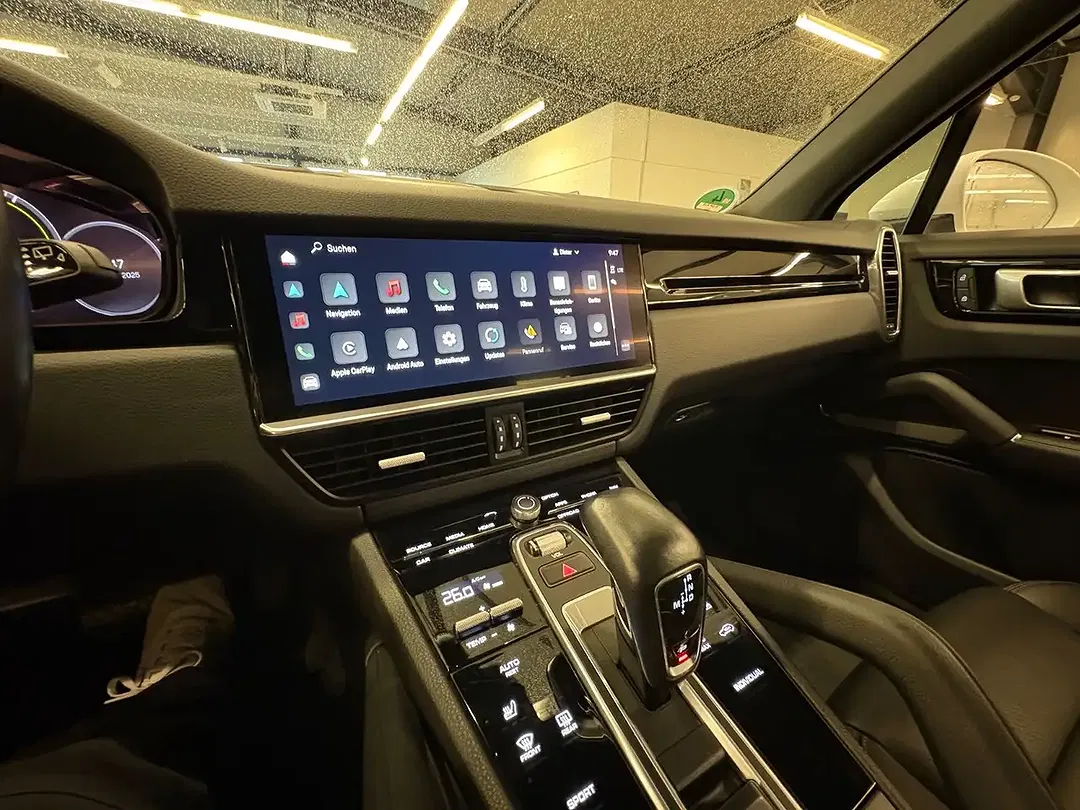 Porsche Cayenne - Thumbnail 15