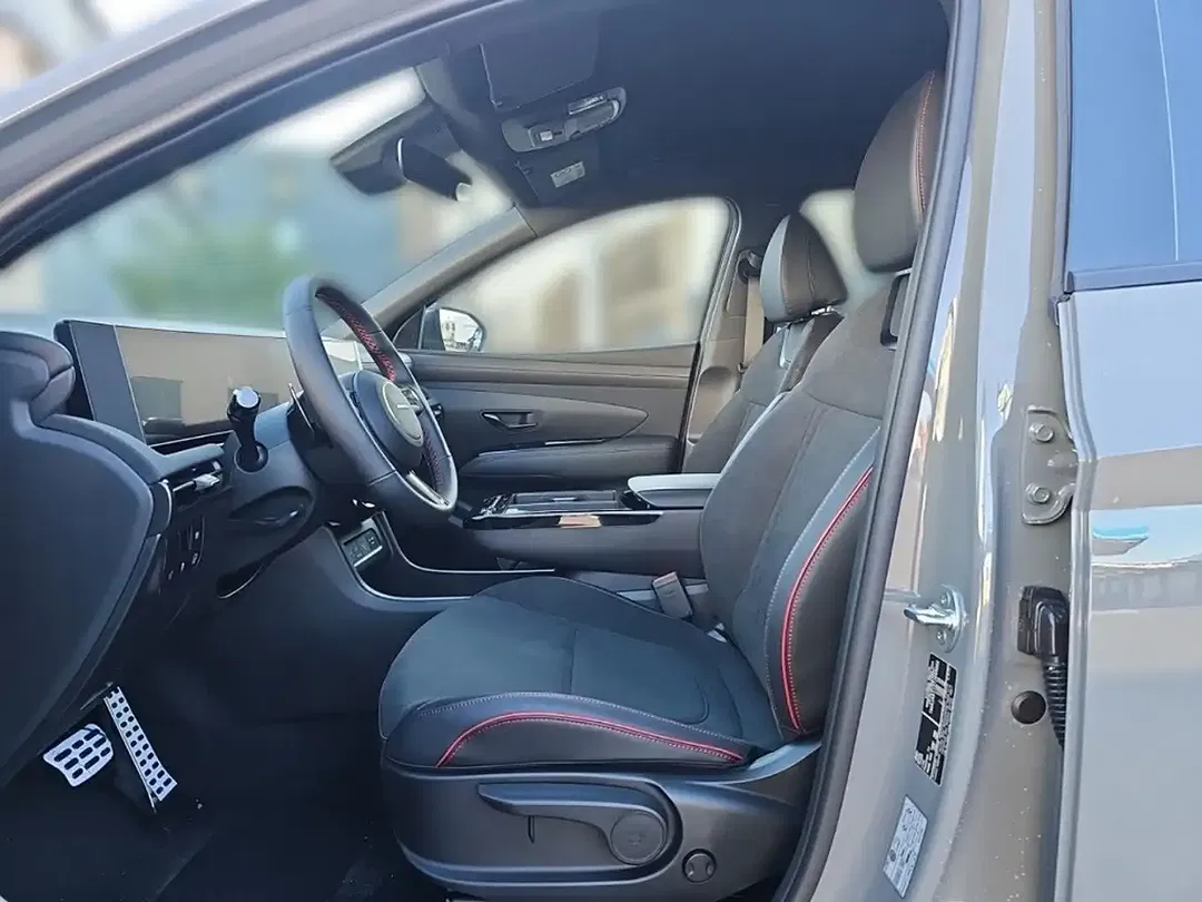 Hyundai TUCSON - Thumbnail 7