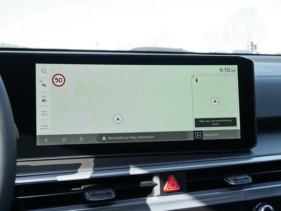 Kia Sorento - Thumbnail 12