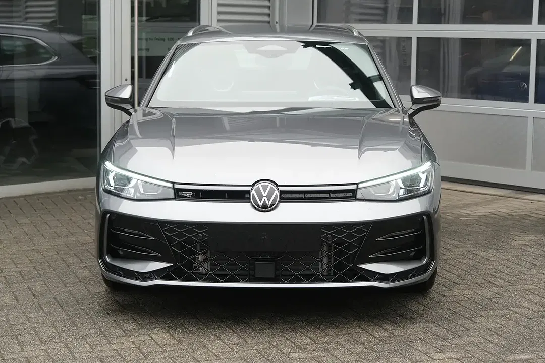 Volkswagen Passat Variant - Thumbnail 3