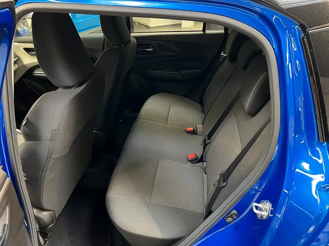 Suzuki Swift - Thumbnail 8