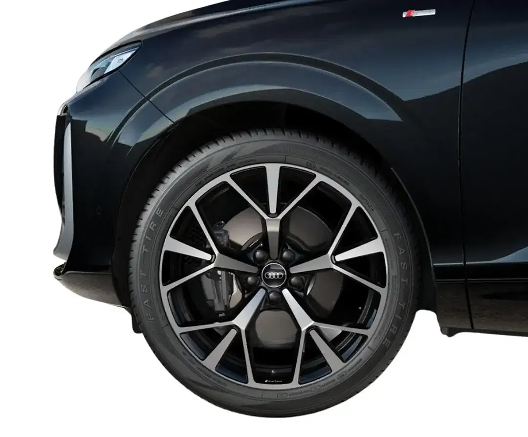Audi Q3 - Thumbnail 9