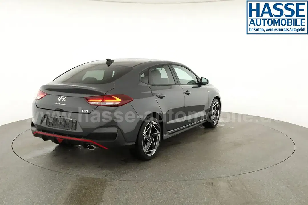 Hyundai i30 - Thumbnail 15