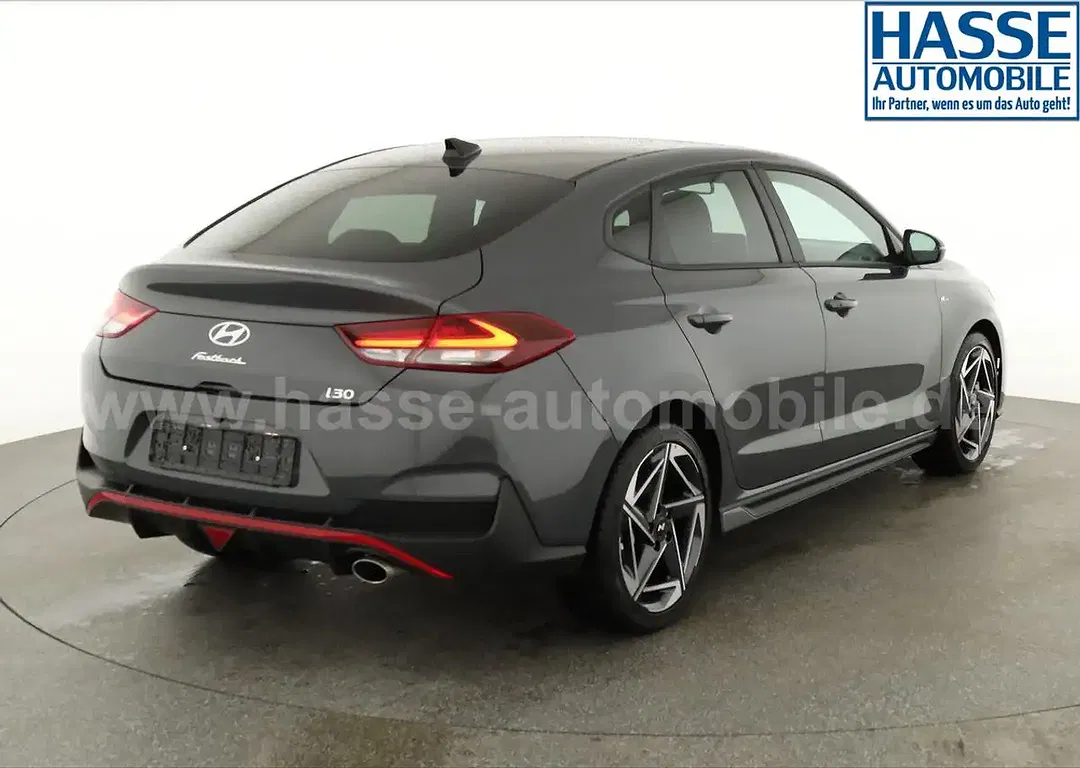 Hyundai i30 - Thumbnail 2