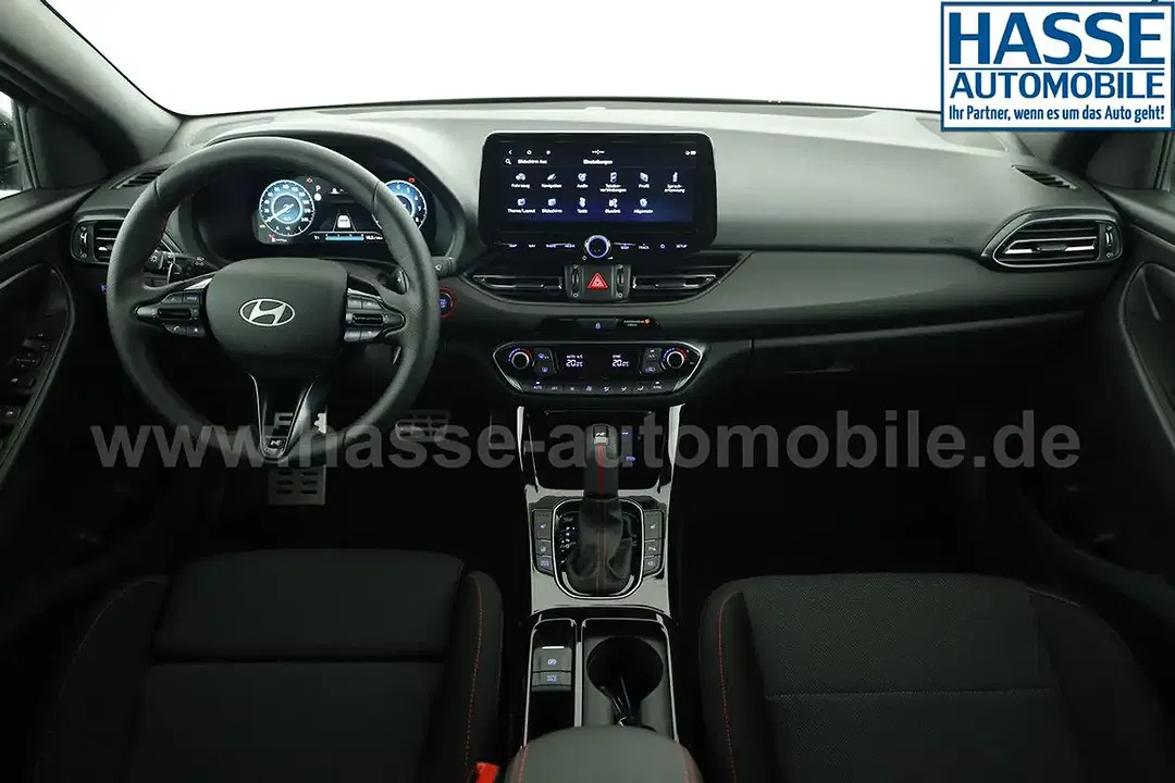Hyundai i30 - Thumbnail 4