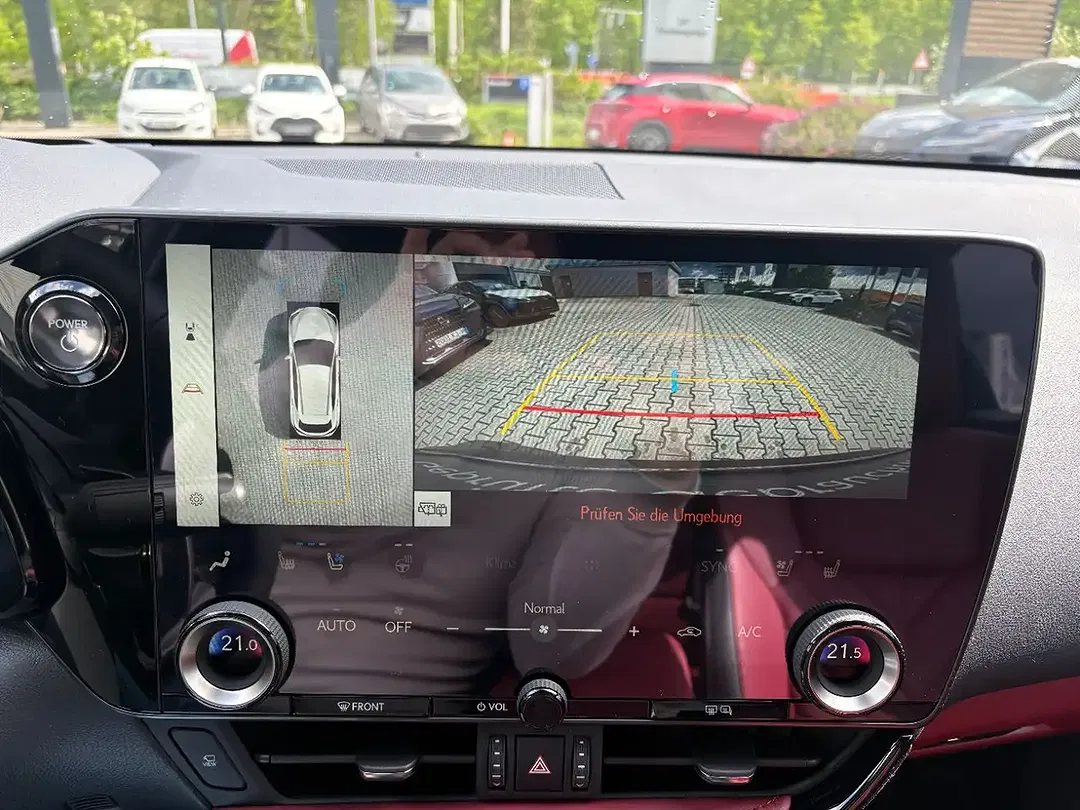 Lexus NX 450h+ - Thumbnail 6