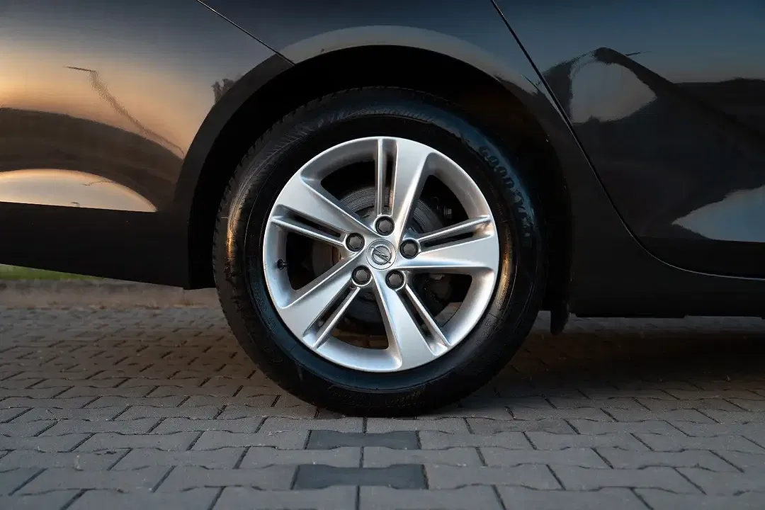 Opel Insignia - Thumbnail 11