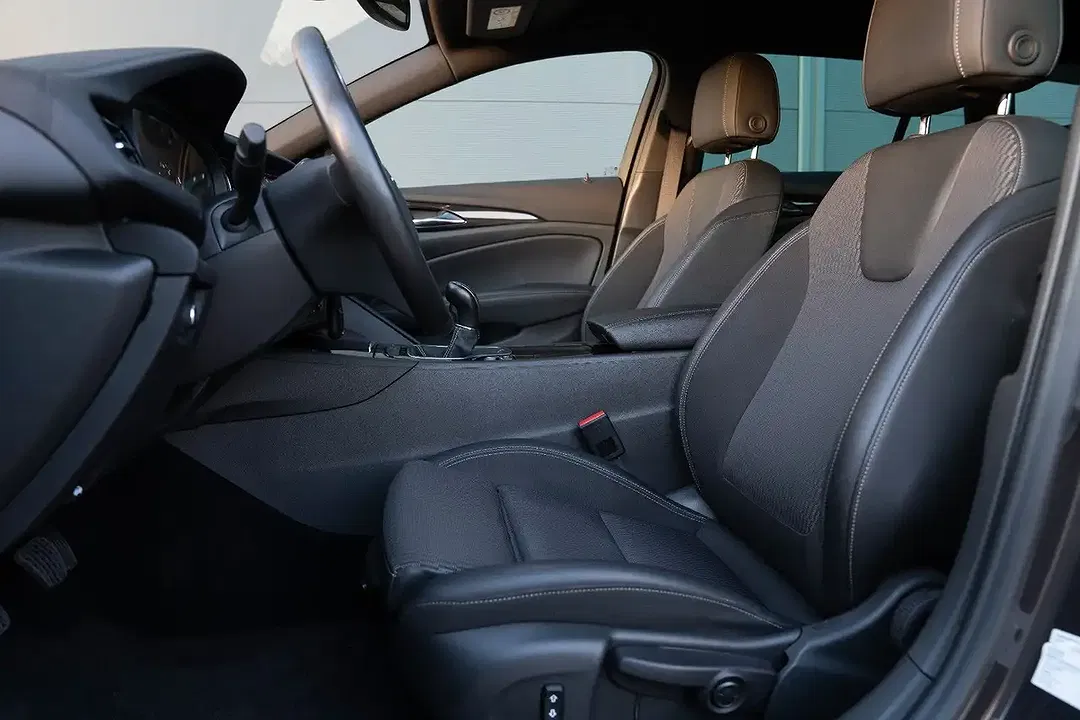 Opel Insignia - Thumbnail 13