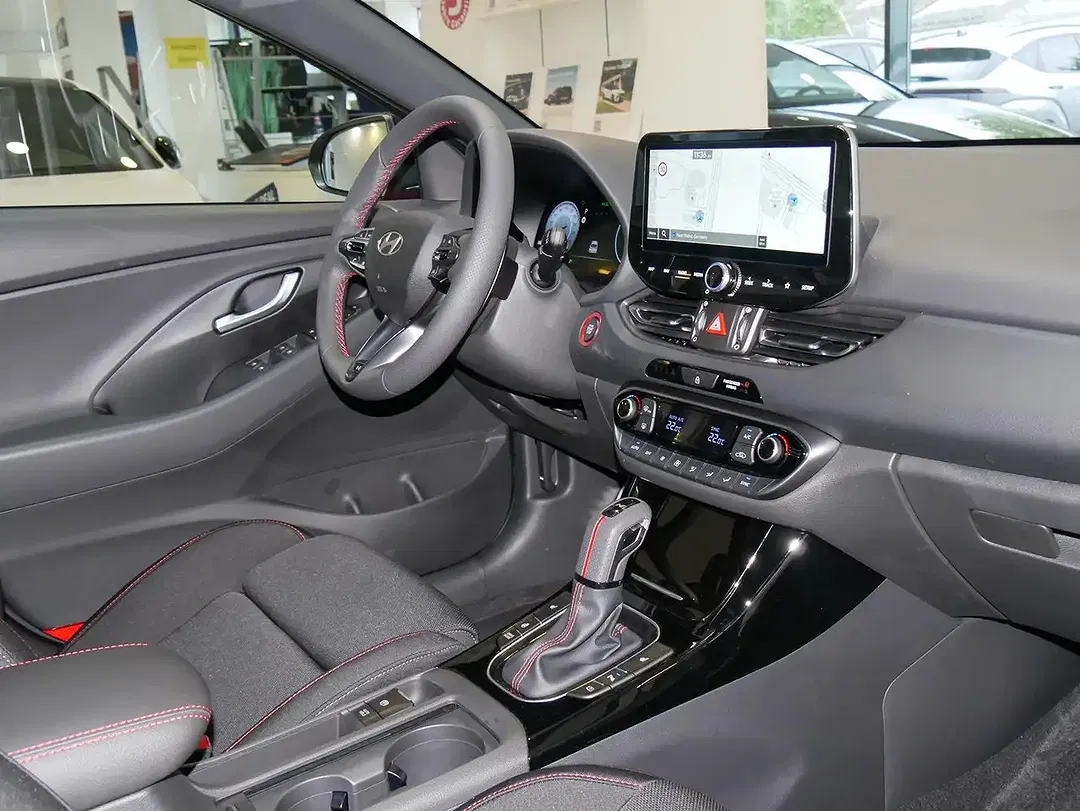 Hyundai i30 - Thumbnail 3